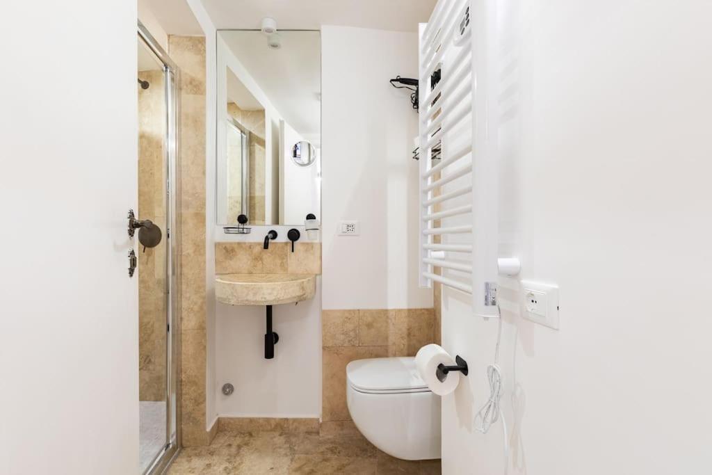 Bottega Augustea Duplex Apartment In Monti Roma Exterior foto