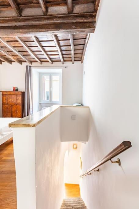 Bottega Augustea Duplex Apartment In Monti Roma Exterior foto