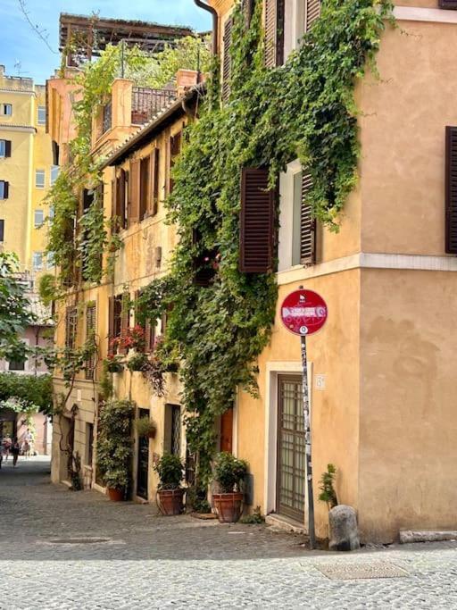 Bottega Augustea Duplex Apartment In Monti Roma Exterior foto